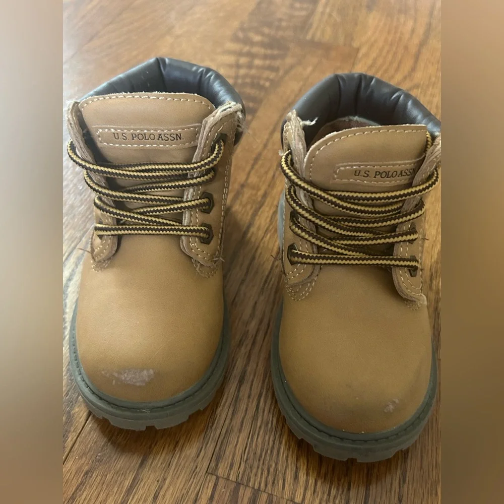 U.S. Polo Assn. Tan Work Boots Toddler Boys Lace Up Lug Sole Hiking Boots 7M